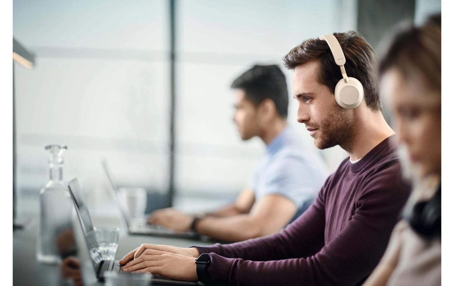 Jabra Headset Evolve2 65 Duo UC Beige, USB-C - Telefon Headsets 2 Jabra Headset Evolve2 65 Duo UC Beige, USB-C - Telefon Headsets – Bild 2