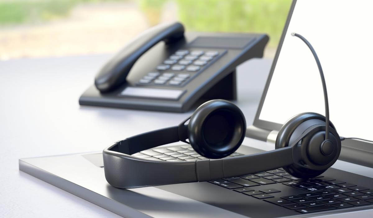 Logitech Verkäufe 1 Logitech Verkäufe -Logitech Verkäufe How do phone systems work Featured Image